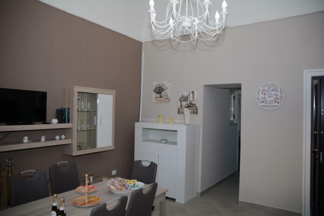 Da Nonna Maria Bed and Breakfast Boscotrecase Exteriör bild
